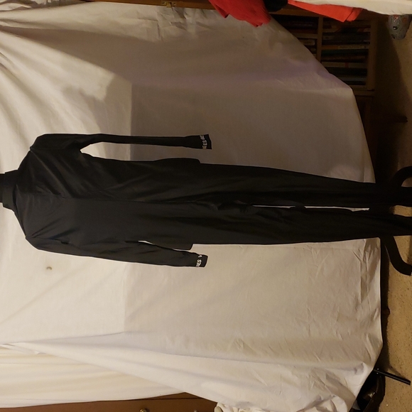 Black stretch 1 piece jumpsuit - Picture 2 of 8